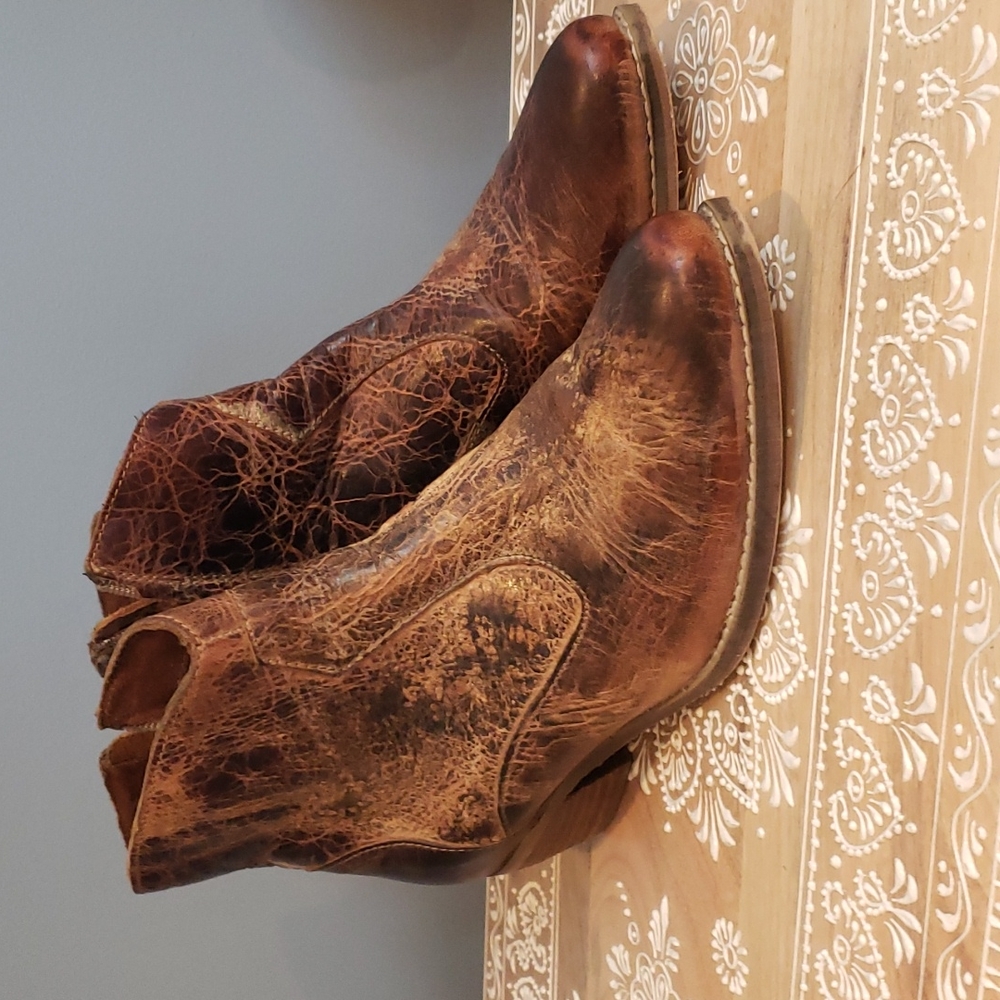 DIBA true leather booties